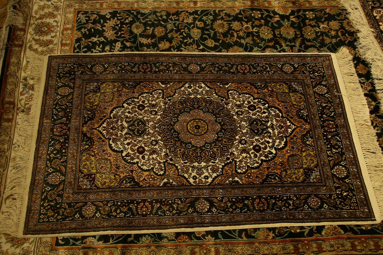 découvrez notre collection de tapis décoratifs pour sublimer votre intérieur. des styles variés, des couleurs tendance et des matières de qualité pour une décoration élégante et chaleureuse.